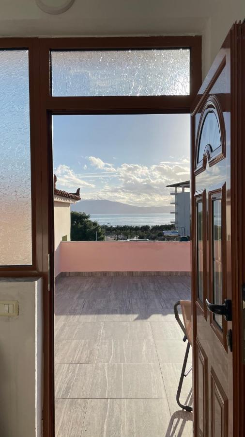 Vila Osmenaj Rent Room Or Apartment Vlorë Екстериор снимка