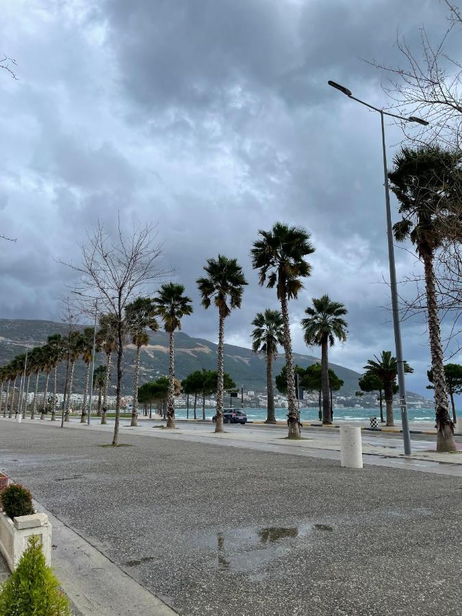 Vila Osmenaj Rent Room Or Apartment Vlorë Екстериор снимка